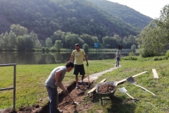 příprava na betonáž cesty k platu
